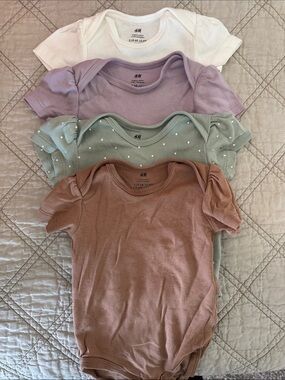 H&M Baby Bodysuit Set — White, Lavender, Sage Polka Dot, Dusty Rose